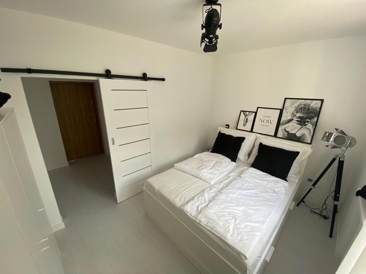 Przytulny Apartament Z Kominkiem Przy Jeziorze بورن سولينو المظهر الخارجي الصورة