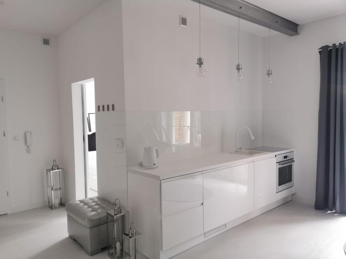 Przytulny Apartament Z Kominkiem Przy Jeziorze بورن سولينو المظهر الخارجي الصورة